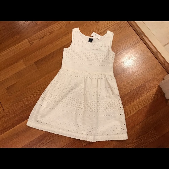 NWT Eyelet Dress Size Small off white